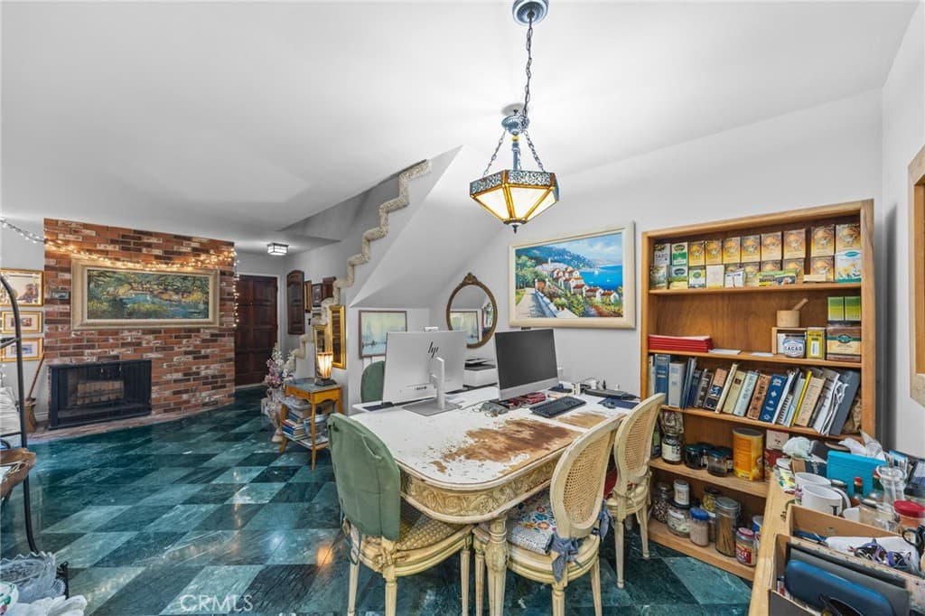Condo at 541 Linwood Ave C, Monrovia — photo 3 of 12