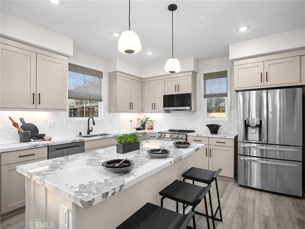 Townhouse at 548 Gregory Way, Glendora — photo 2 of 12
