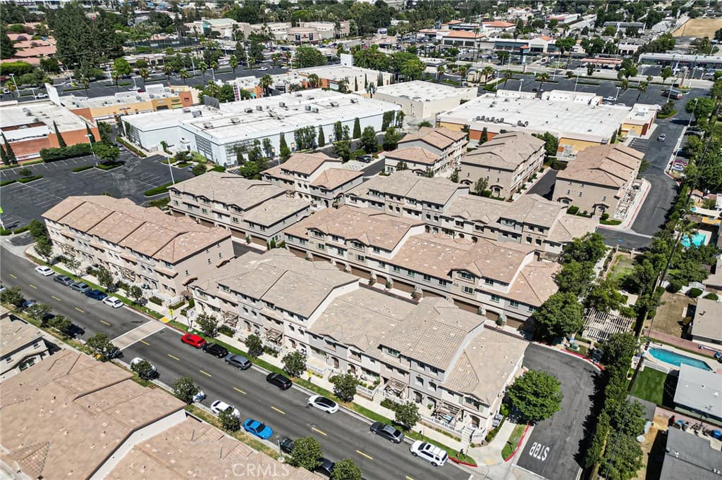 Condo at 318 N Calvados, Azusa — photo 4 of 12