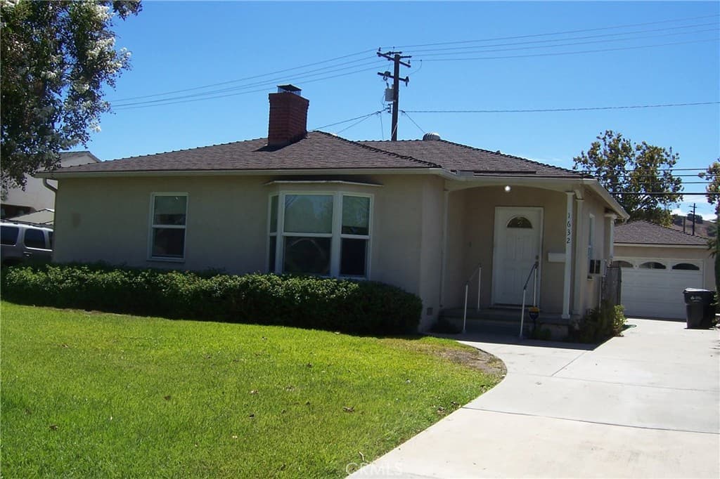 Home at 1632 Meserve, Pomona — photo 2 of 12