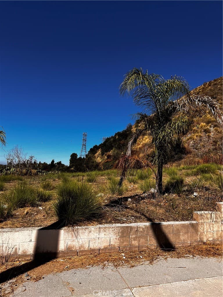 Home at 201 Mel Canyon, Duarte — photo 3 of 5