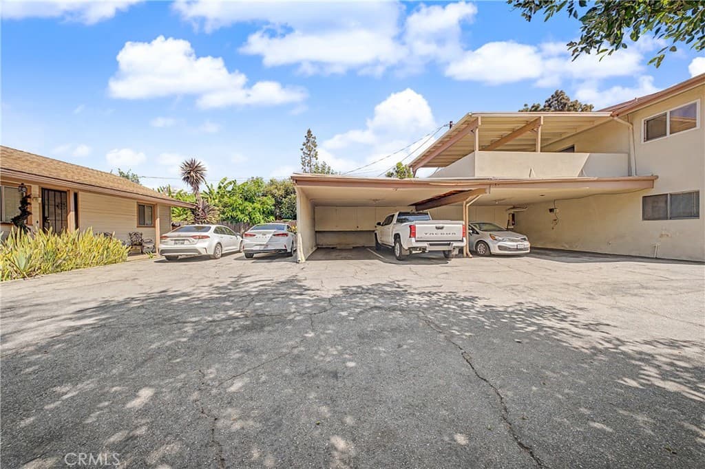 Multi-Family at 2521 S 6th, Arcadia — photo 11 of 12