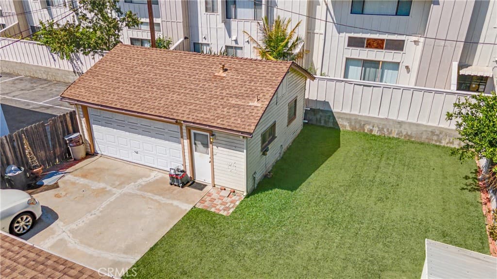 Multi-Family at 2521 S 6th, Arcadia — photo 7 of 12