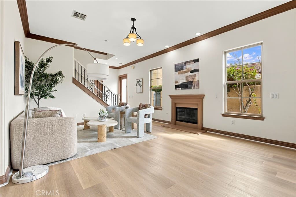 Townhouse at 141 El Dorado A, Arcadia — photo 4 of 12