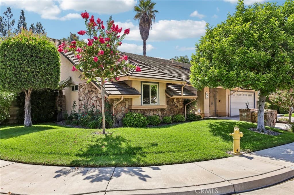 Home at 1248 Calle Estrella, San Dimas — photo 4 of 12