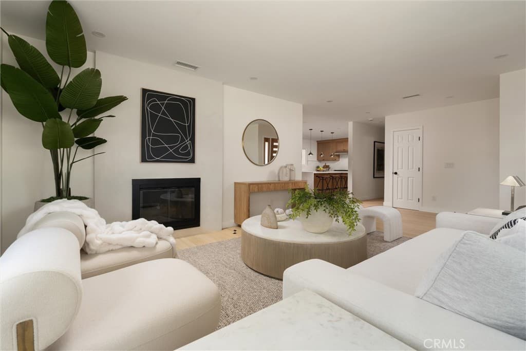 Home at 2121 South 3rd Avenue, Arcadia — photo 5 of 12