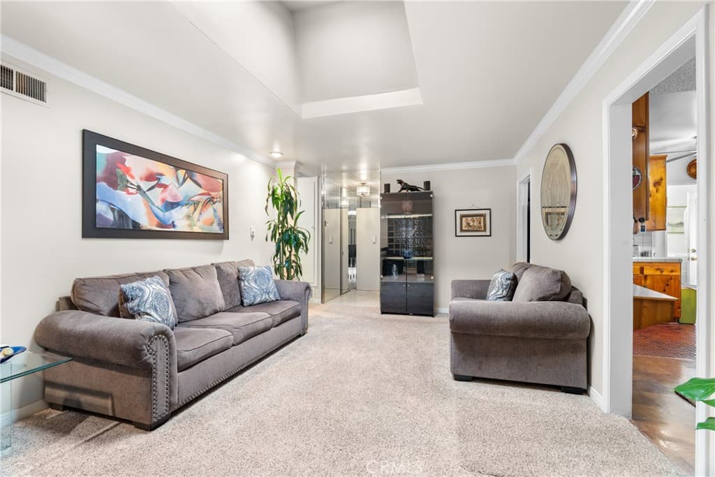 Home at 3364 Van Wig Avenue, Baldwin Park — photo 4 of 12
