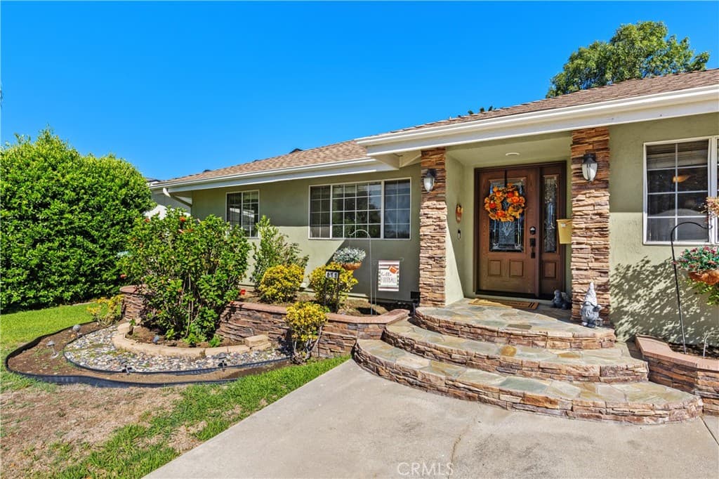 Home at 611 E Foothill Blvd, Glendora — photo 7 of 12