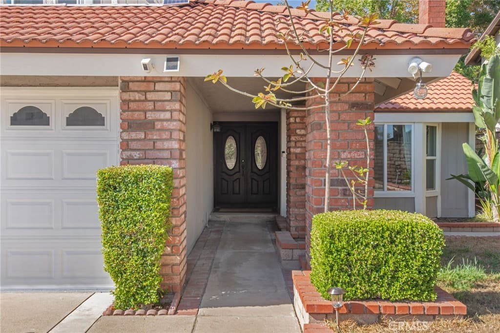 Home at 108 Pinetree Court, Walnut — photo 4 of 12