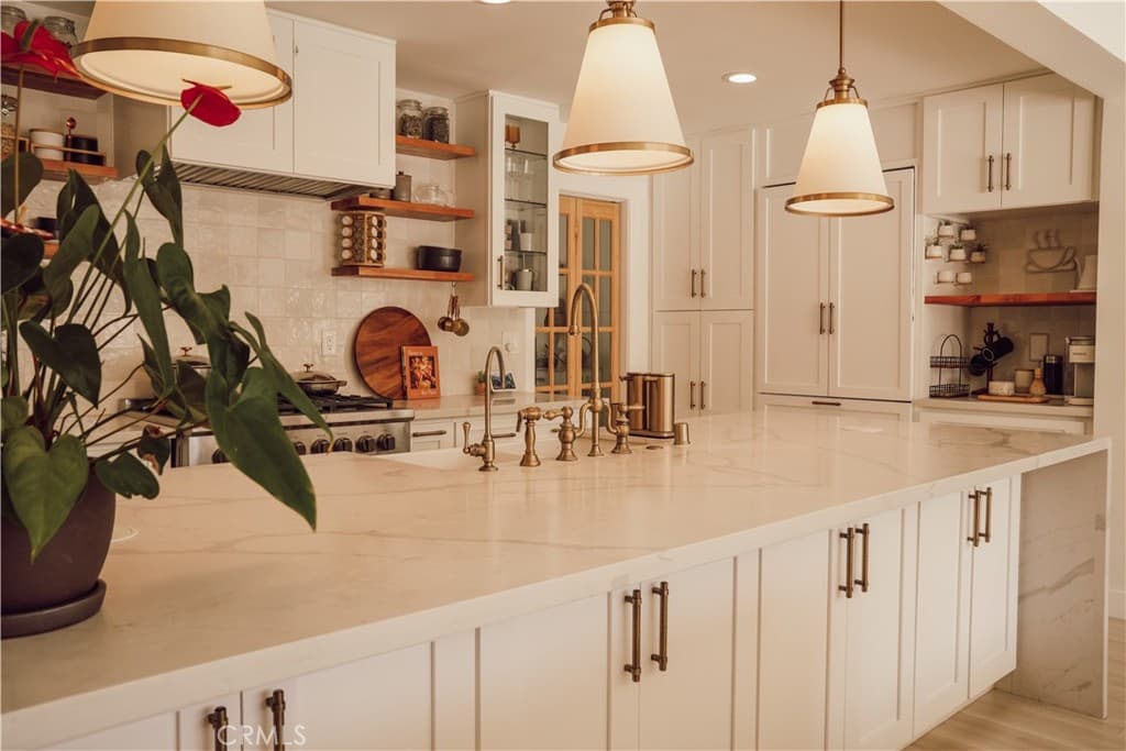 Home at 1130 Drake Road, Arcadia — photo 6 of 12