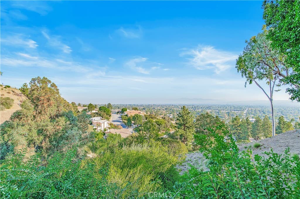 Home at 821 Guanajuato Drive, Claremont — photo 4 of 12