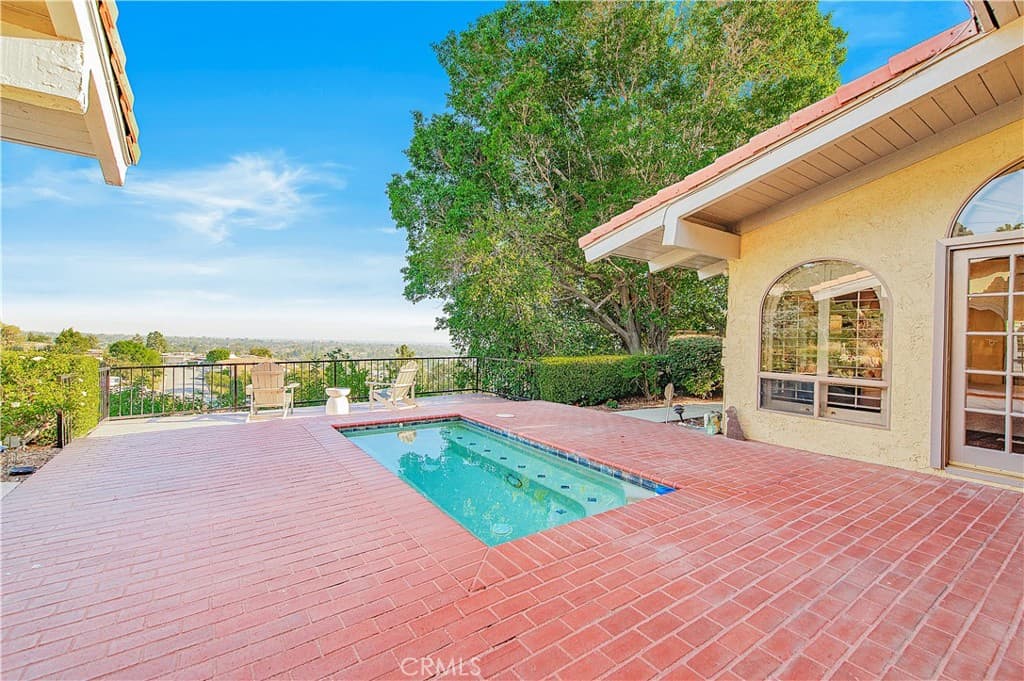 Home at 821 Guanajuato Drive, Claremont — photo 6 of 12