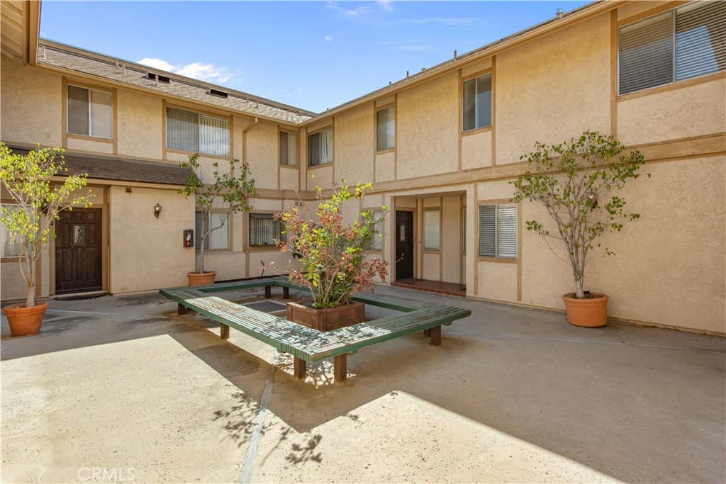 Condo at 735 Arcadia Avenue L, Arcadia — photo 6 of 12