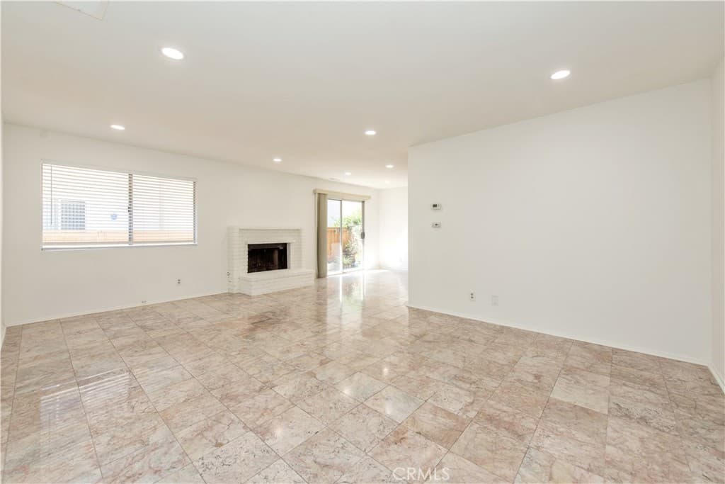 Condo at 735 Arcadia Avenue L, Arcadia — photo 9 of 12