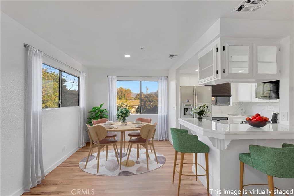 Condo at 609 E Phillips, Pomona — photo 11 of 12