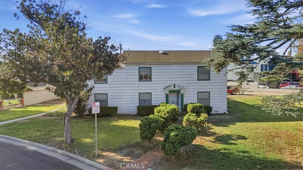 Home at 604 E Barbara, West Covina — photo 8 of 12