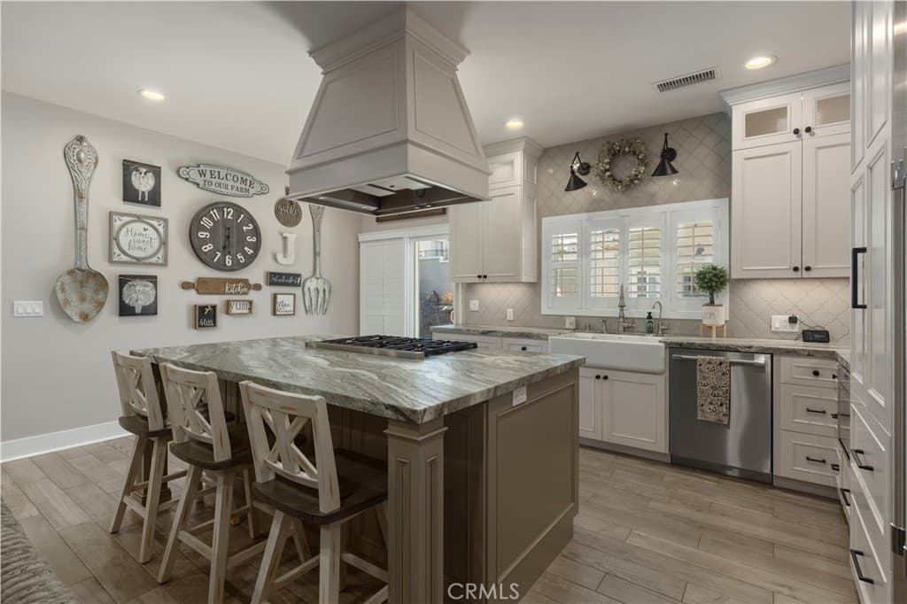 Home at 305 N Prospectors Road, Diamond Bar — photo 12 of 12