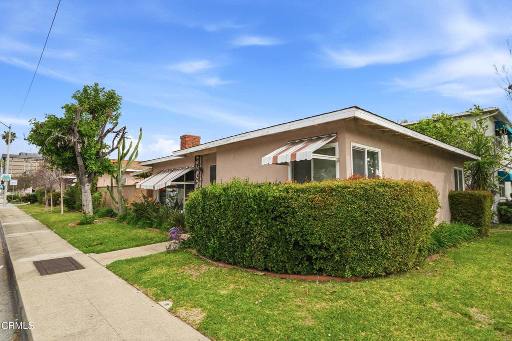 Home at 16 20 S Santa Anita Avenue, Arcadia — photo 4 of 12