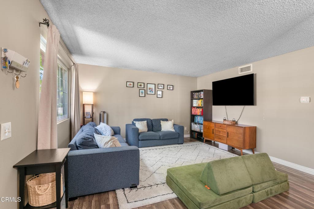 Condo at 1124 W Calle Del Sol 1, Azusa — photo 5 of 12