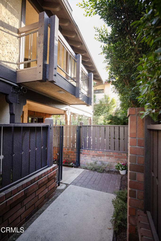 Townhouse at 503 W Duarte Road 6, Arcadia — photo 3 of 12