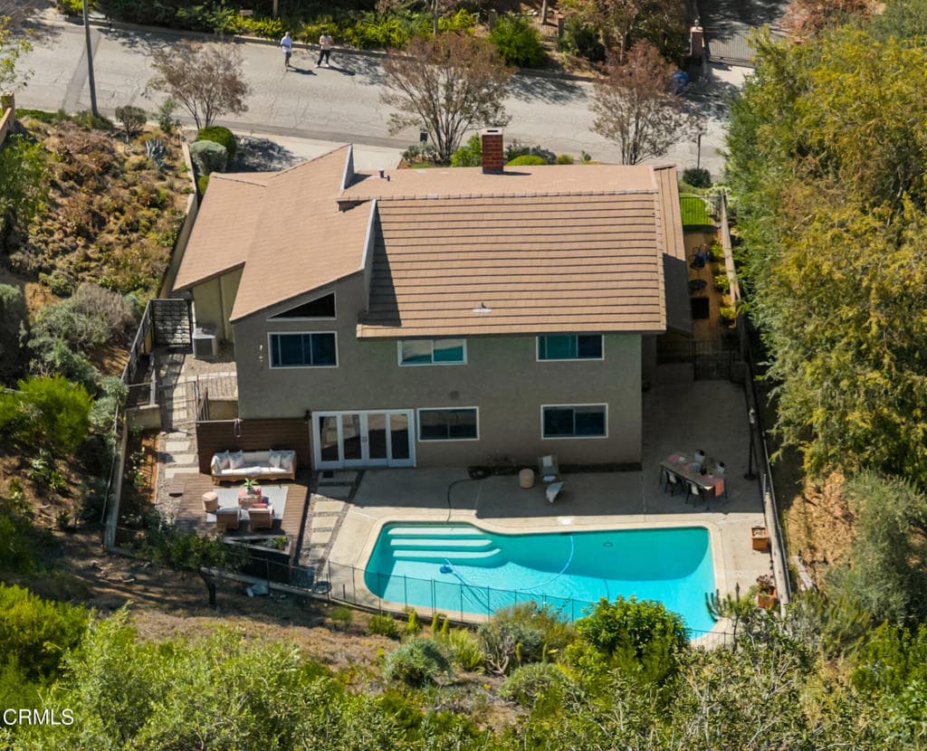 Home at 579 Acacia Street, Sierra Madre — photo 2 of 12