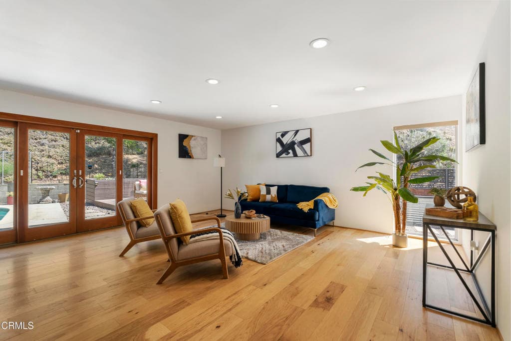 Home at 579 Acacia Street, Sierra Madre — photo 6 of 12