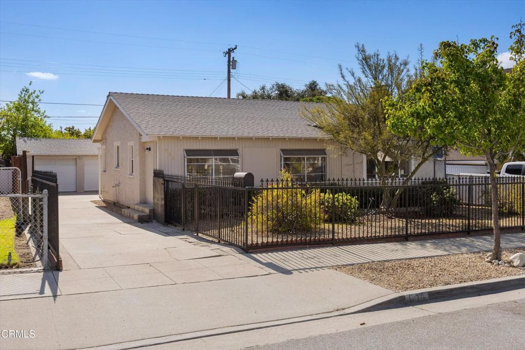 Home at 614 N Lemon Avenue, Azusa — photo 1 of 12