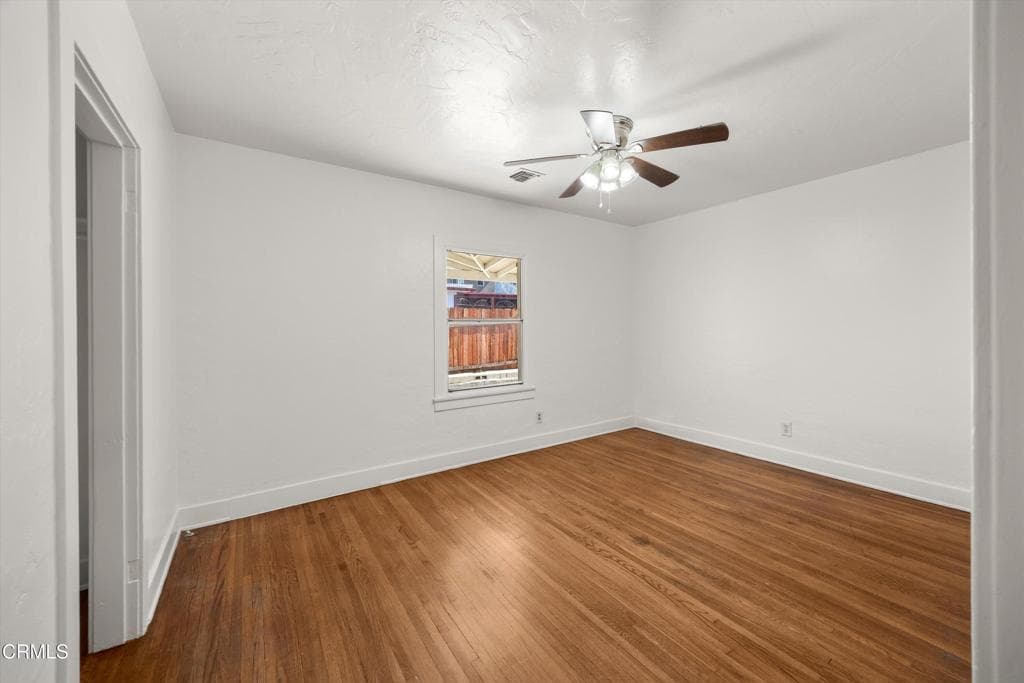 Home at 614 N Lemon Avenue, Azusa — photo 11 of 12