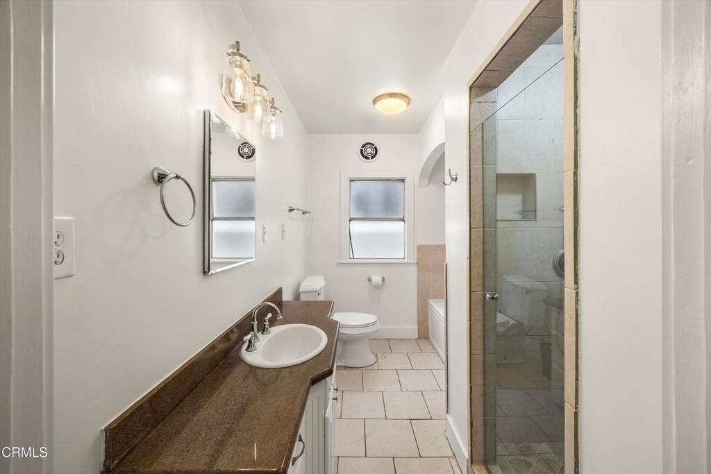 Home at 614 N Lemon Avenue, Azusa — photo 9 of 12