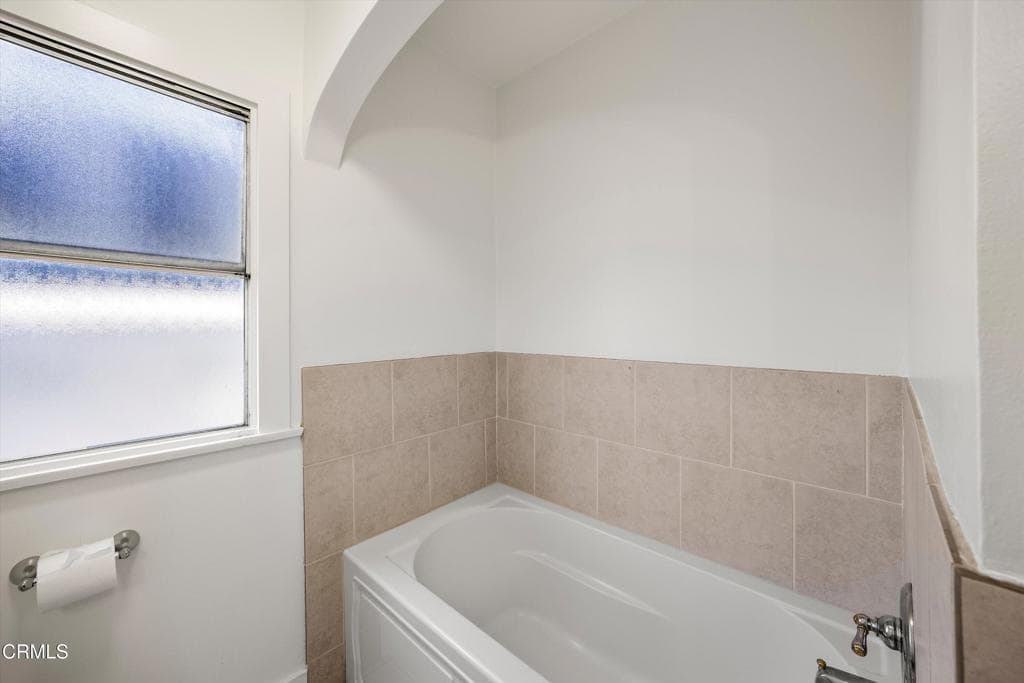 Home at 614 N Lemon Avenue, Azusa — photo 10 of 12