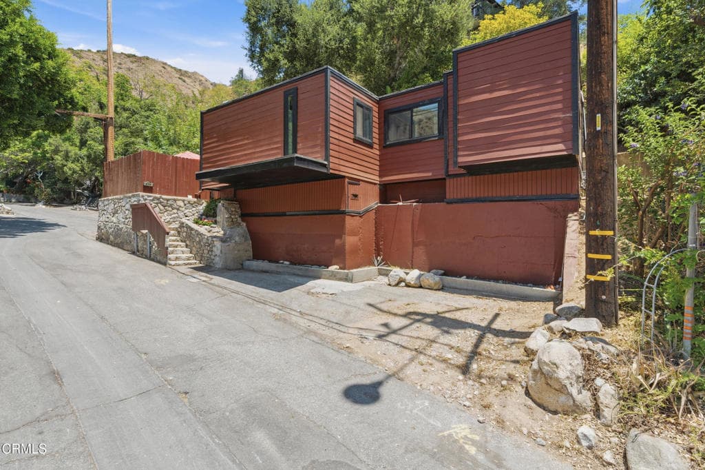 Home at 670 Woodland Drive, Sierra Madre — photo 1 of 12