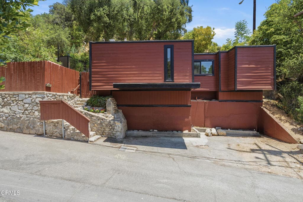 Home at 670 Woodland Drive, Sierra Madre — photo 2 of 12