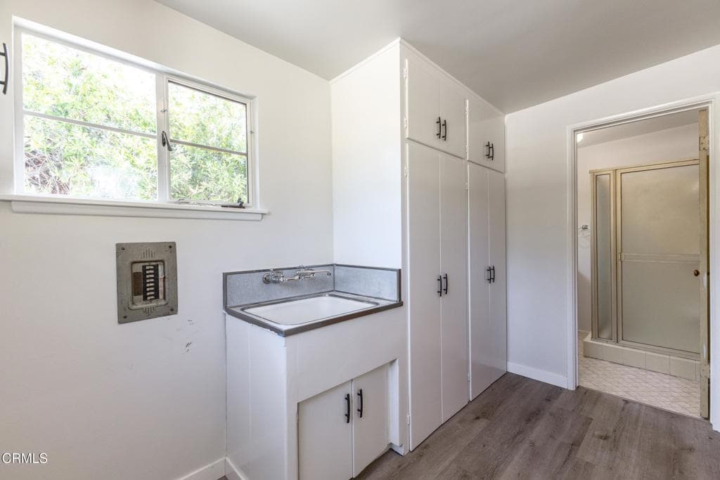 Home at 890 Ridgeside Drive, Monrovia — photo 11 of 12