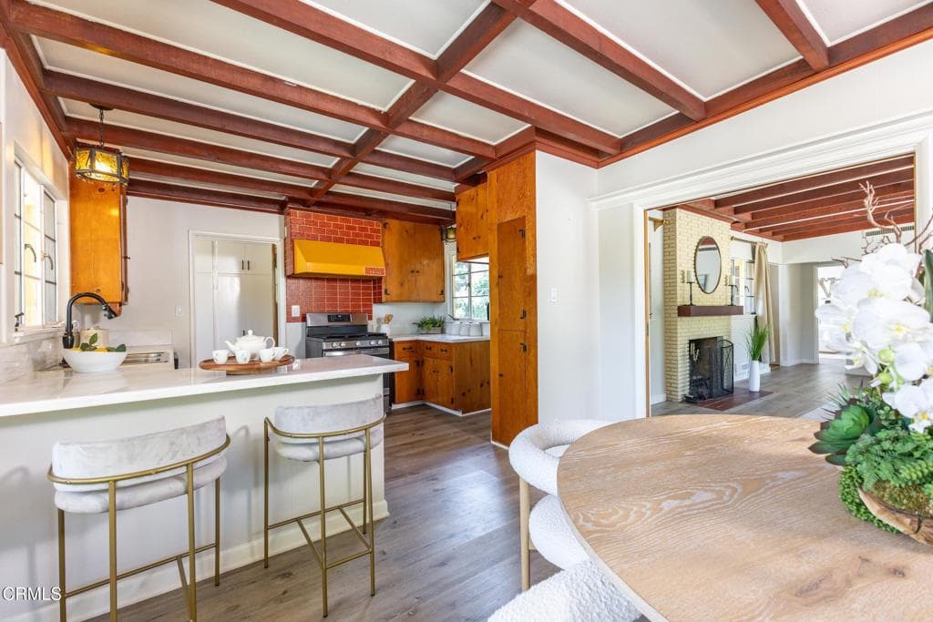 Home at 890 Ridgeside Drive, Monrovia — photo 7 of 12