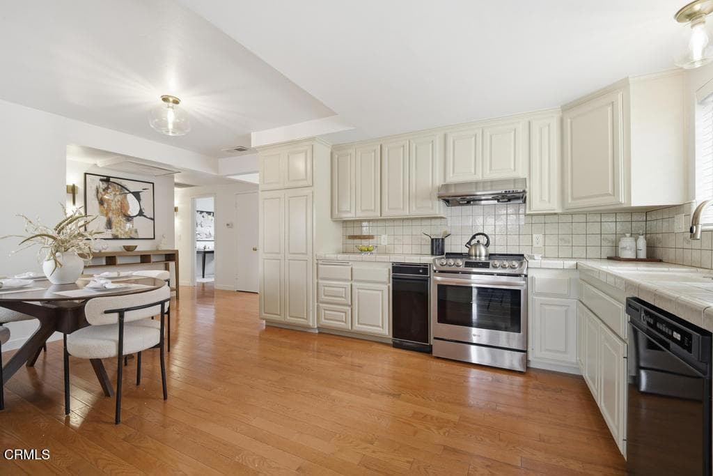 Home at 11433 Hallwood Drive, El Monte — photo 10 of 12