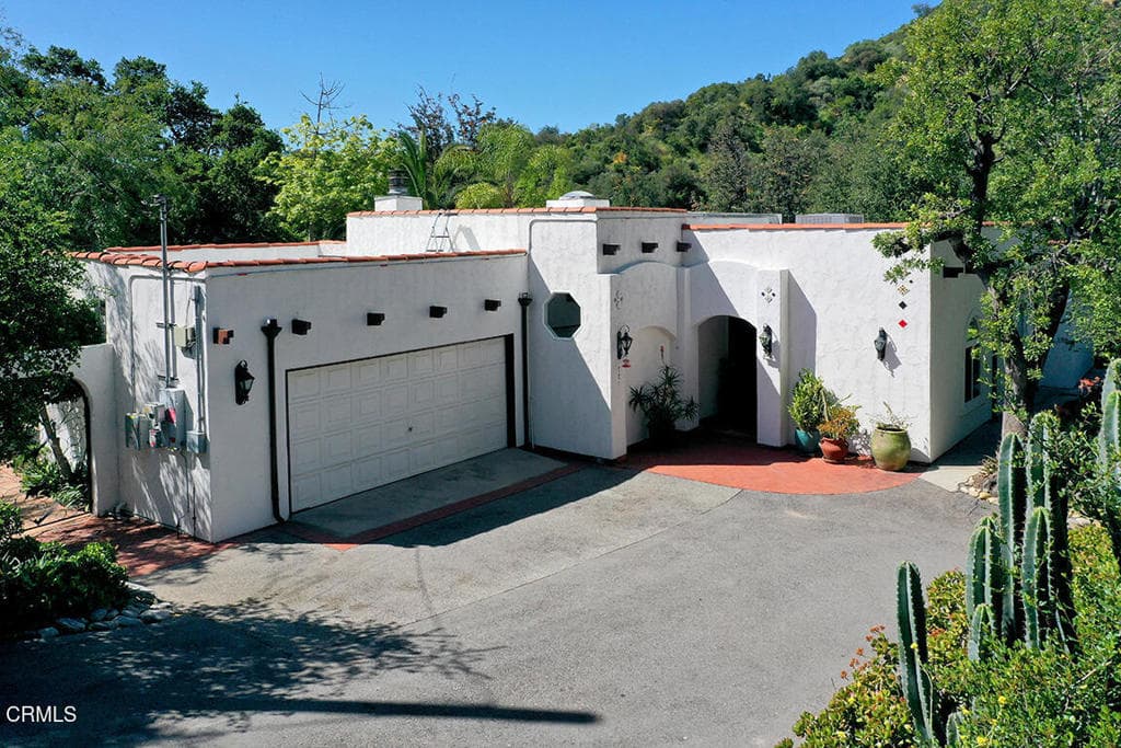 Home at 771 Norumbega Drive, Monrovia — photo 3 of 12