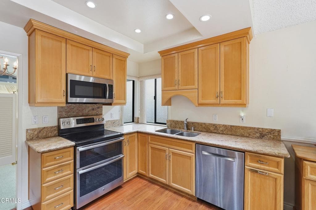 Home at 915 Ashworth Place, Glendora — photo 11 of 12