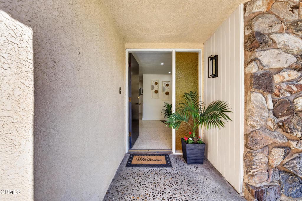 Home at 460 Sharon Road, Arcadia — photo 6 of 12