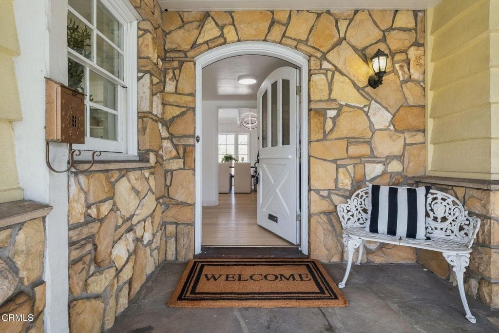 Home at 1050 Monte Verde Drive, Arcadia — photo 4 of 12