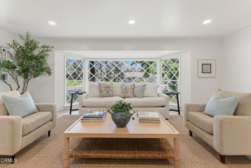 Home at 1050 Monte Verde Drive, Arcadia — photo 7 of 12