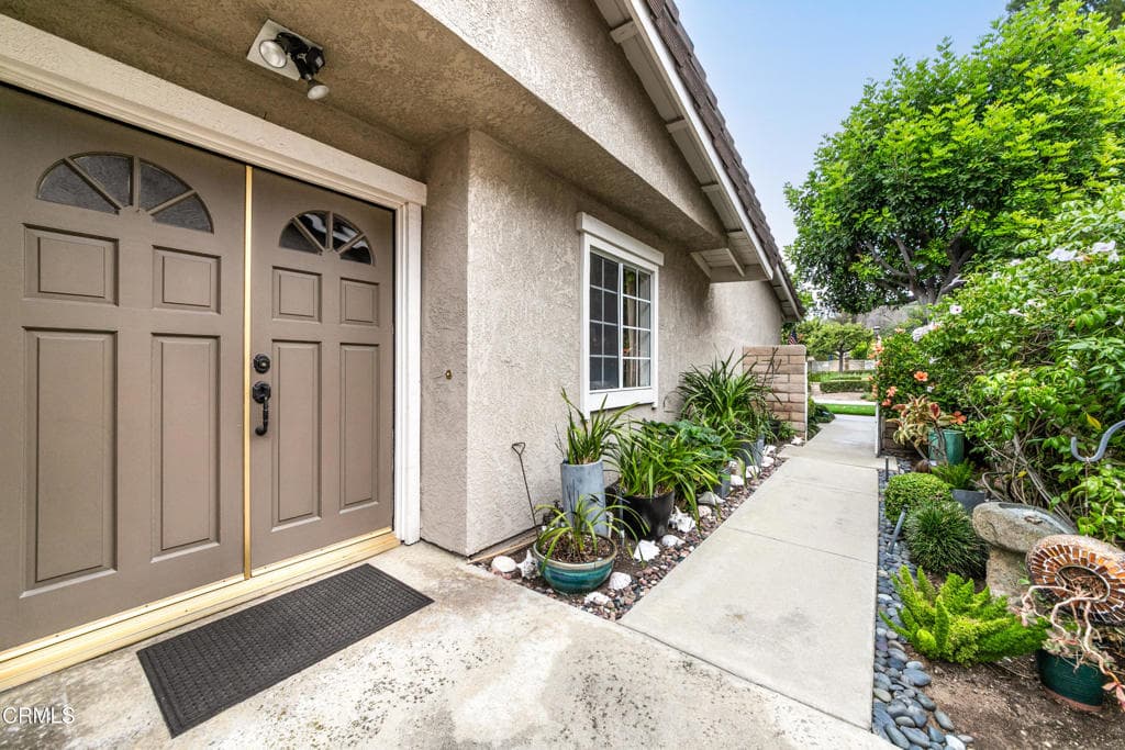 Townhouse at 945 Shady Lane, Glendora — photo 4 of 12