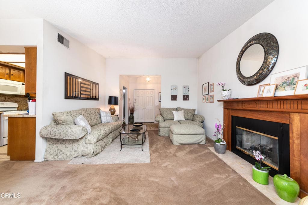 Townhouse at 945 Shady Lane, Glendora — photo 7 of 12