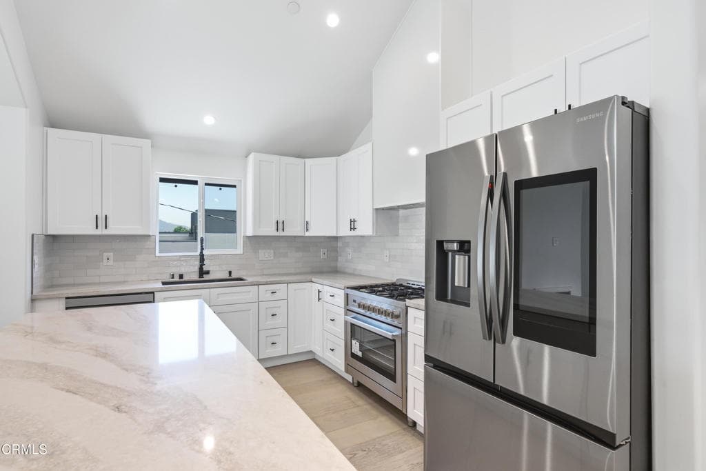 Home at 108 E Grandview Avenue, Sierra Madre — photo 12 of 12