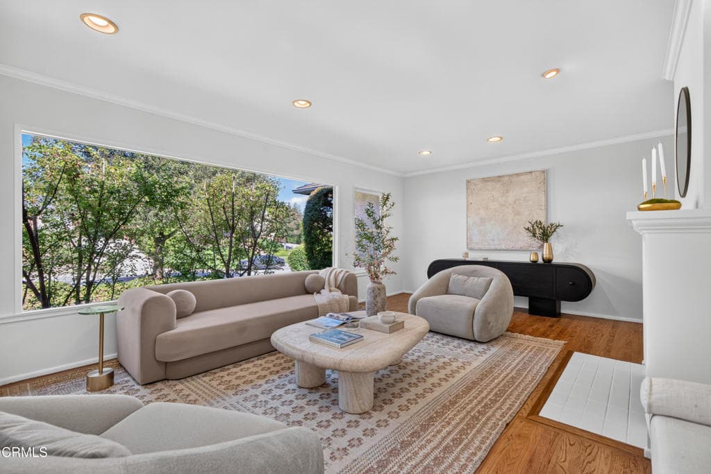 Home at 1835 Anita Crest Drive, Arcadia — photo 5 of 12