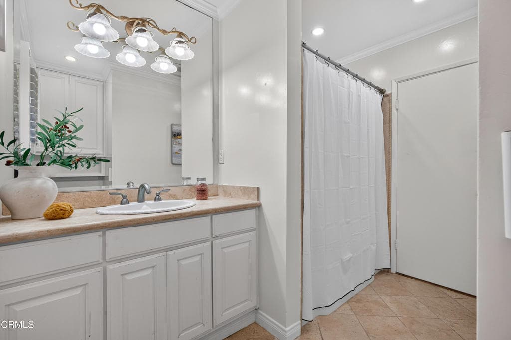 Home at 1835 Anita Crest Drive, Arcadia — photo 10 of 12