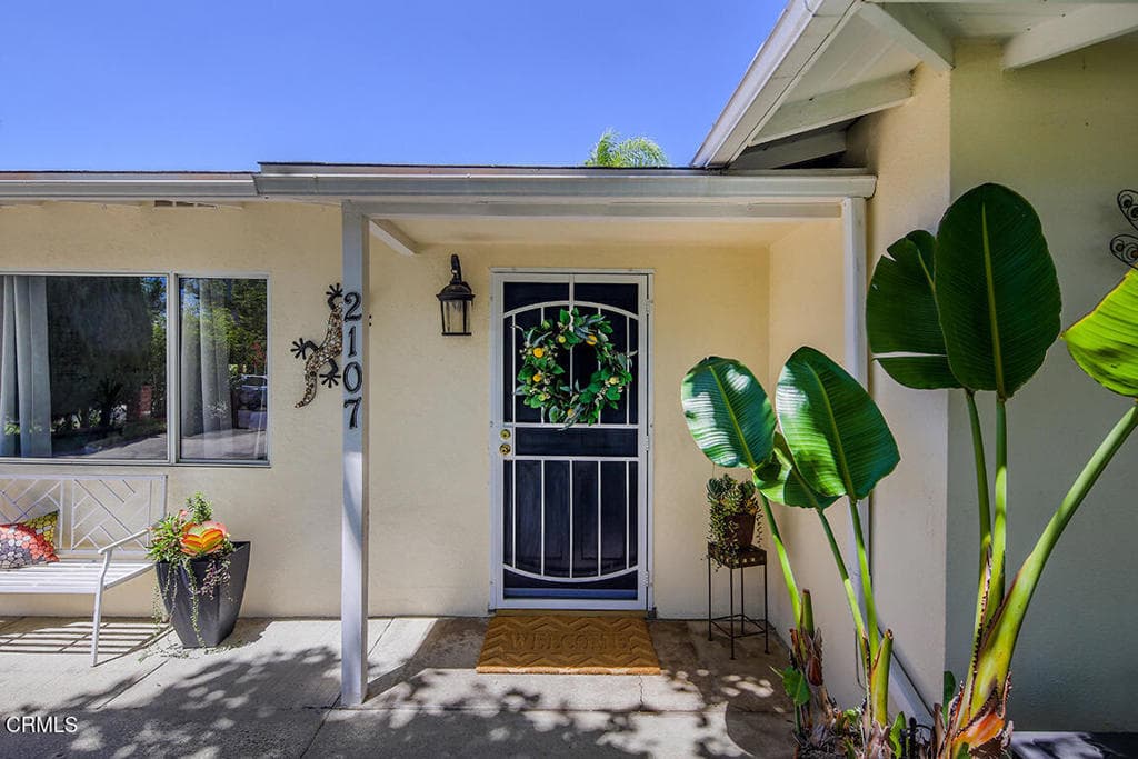 Home at 2107 Maynard Drive, Duarte — photo 3 of 12