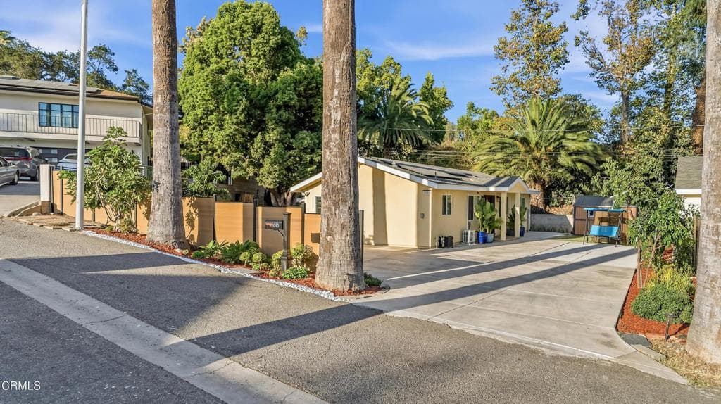 Home at 1016 N Palm Drive, Azusa — photo 11 of 12