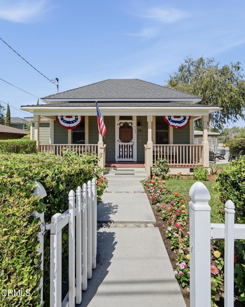 Home at 703 S Primrose Avenue, Monrovia — photo 3 of 12