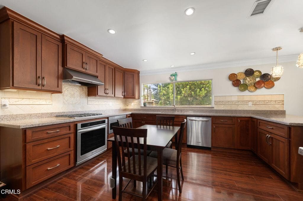 Condo at 555 W Sierra Madre Boulevard I, Sierra Madre — photo 10 of 12