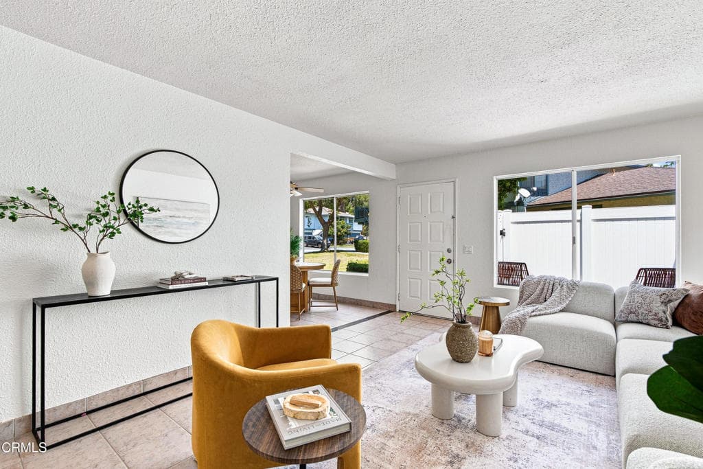 Condo at 859 W 13th Street 2, Azusa — photo 3 of 11